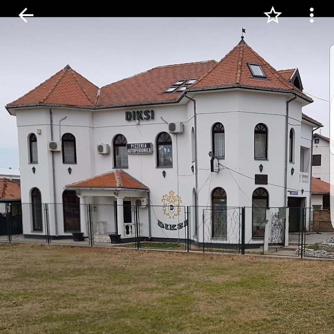 Apartmani Diksi Zrenjanin Exterior photo